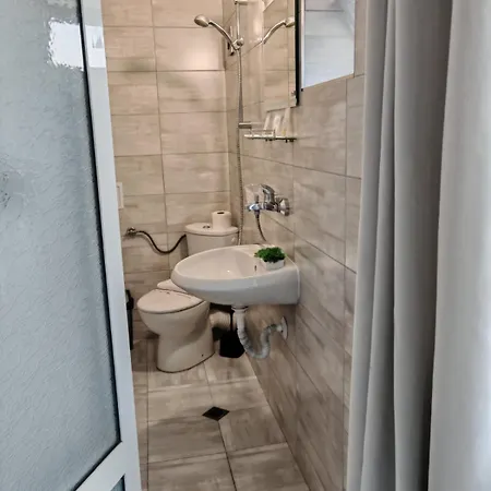 пиргос Gæstehus Burgas City