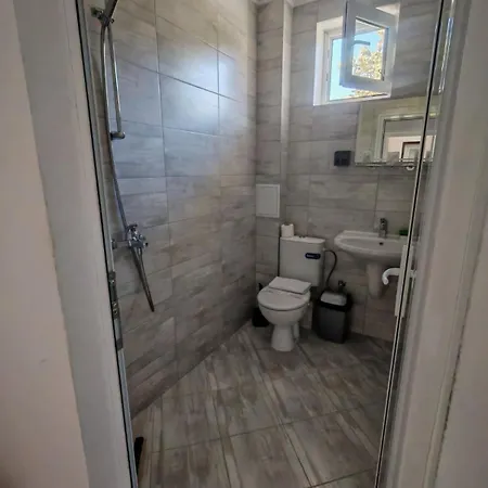 пиргос Gæstehus 3*